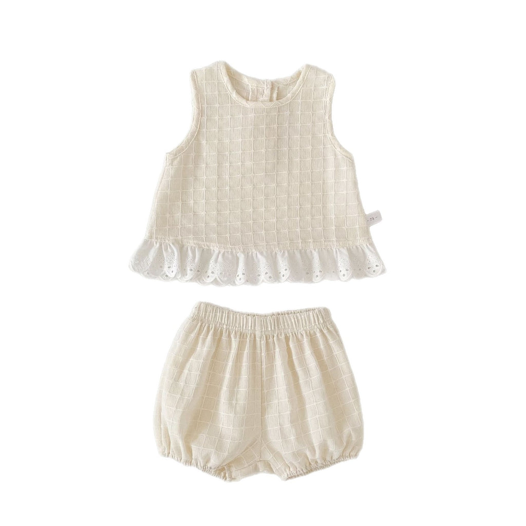 Chic Baby Girl Summer Outfit Set with Checkered Lace Sleeveless Top and Bloomer Shorts Two-Piece Set