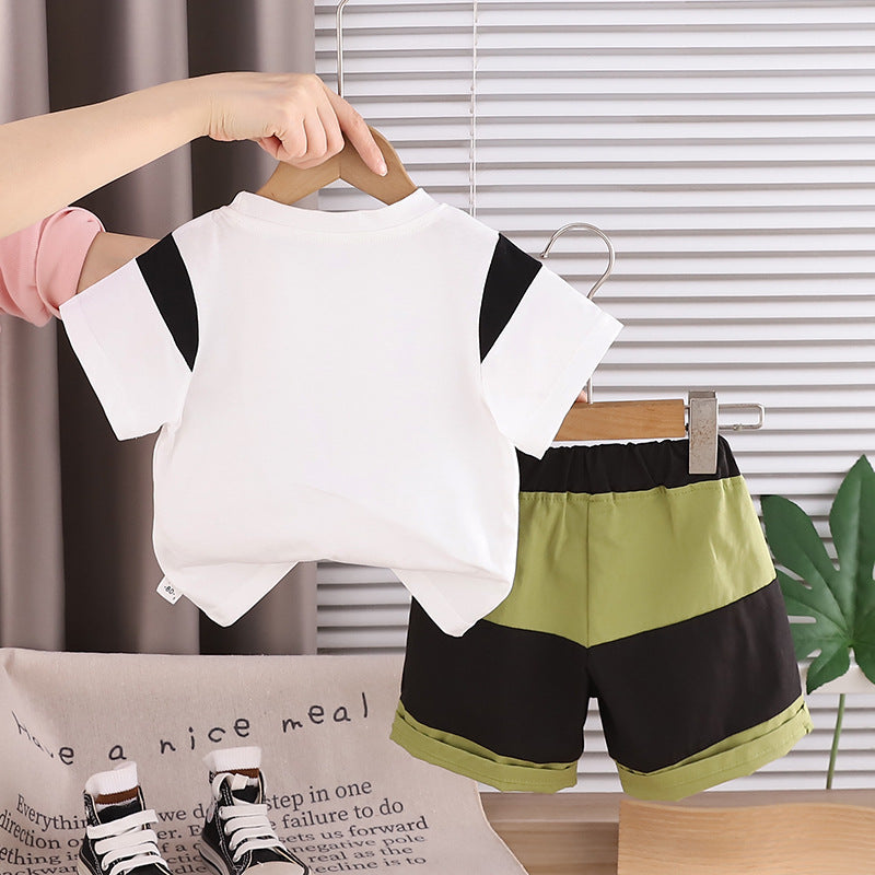 Short sleeved double pocket top and shorts set