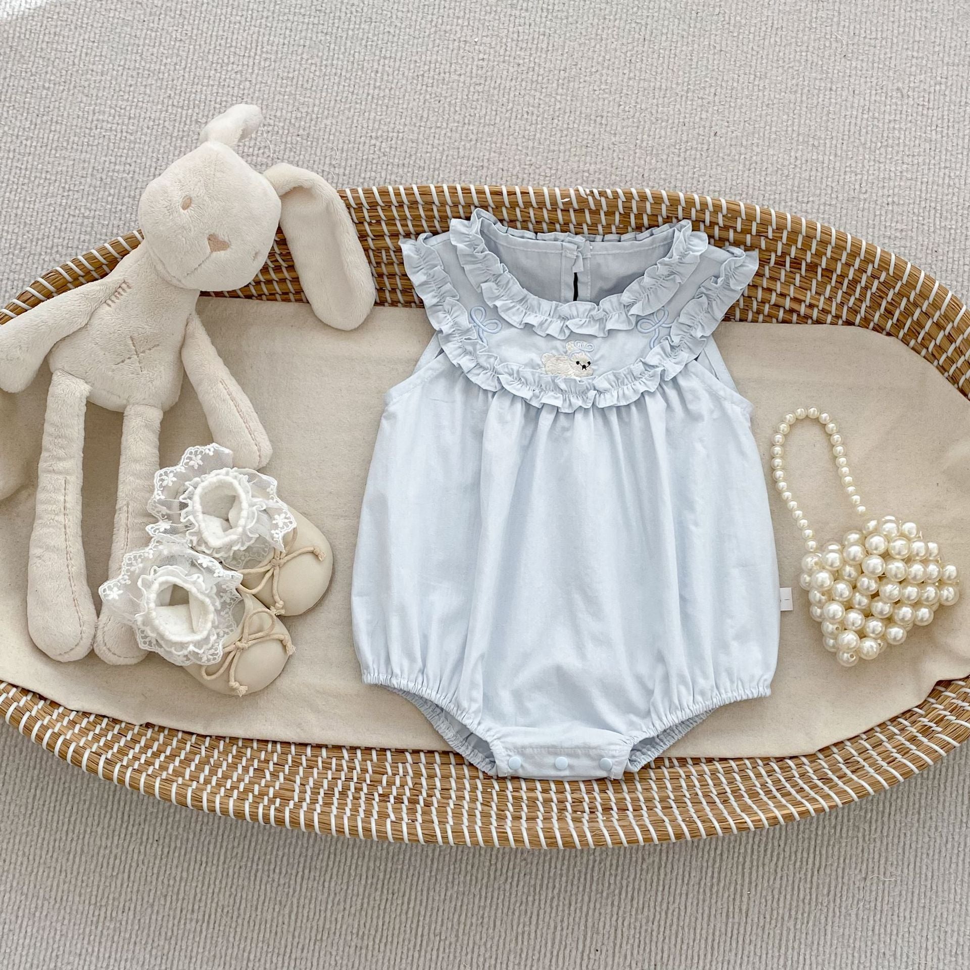 Sleeveless Newborn Romper Lightweight Baby Lace Onesie Girl Bunny Embroidery Crawling Suit
