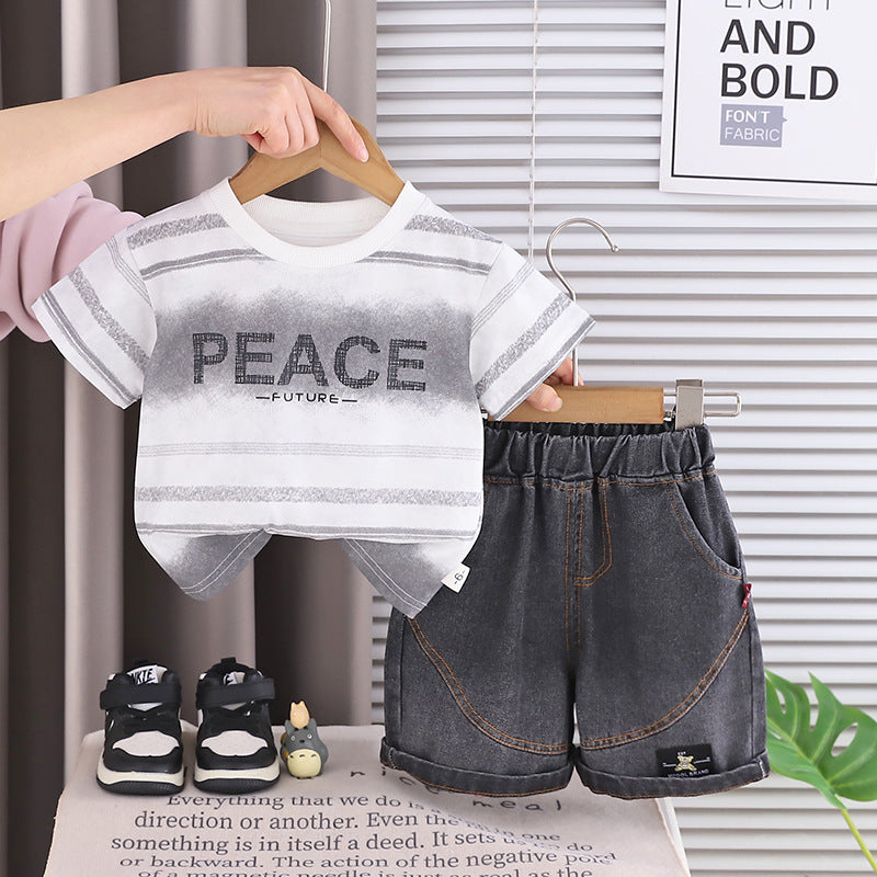 Short sleeved wavy striped top and shorts set