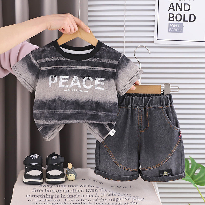 Short sleeved wavy striped top and shorts set