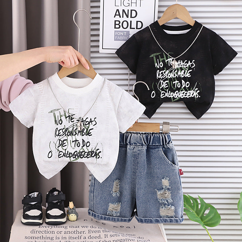 Short sleeved letter top and shorts set