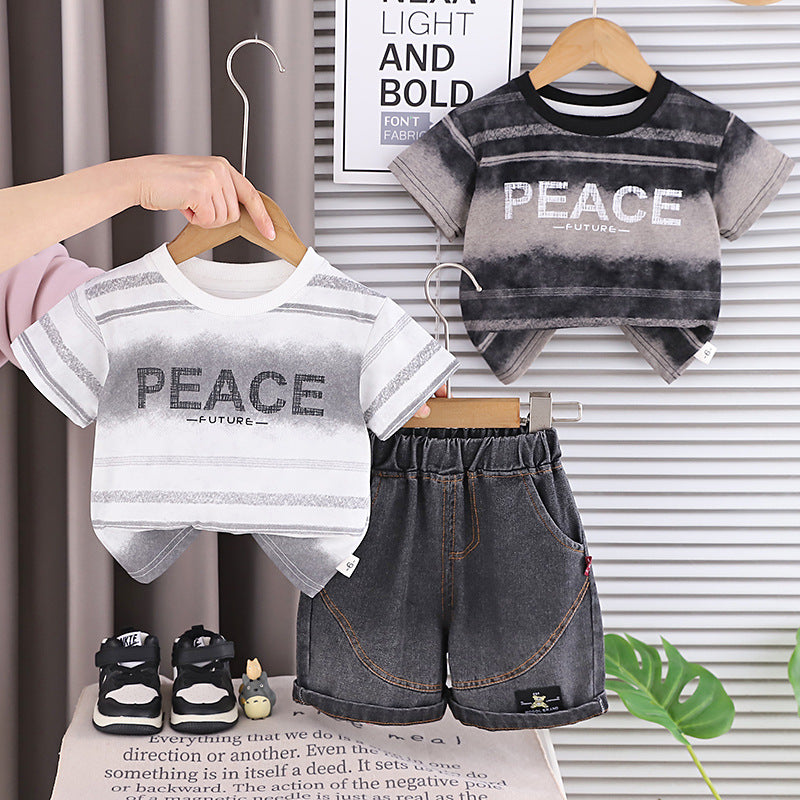 Short sleeved wavy striped top and shorts set