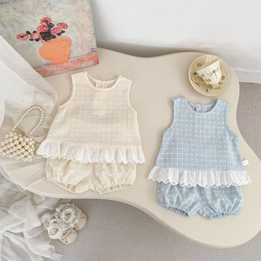 Chic Baby Girl Summer Outfit Set with Checkered Lace Sleeveless Top and Bloomer Shorts Two-Piece Set