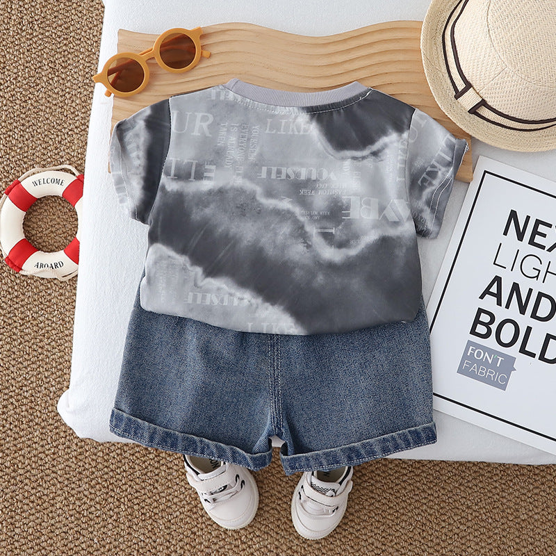 Short sleeved round neck top and shorts set