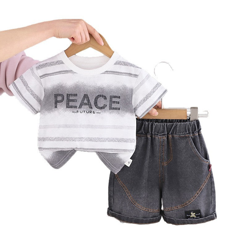 Short sleeved wavy striped top and shorts set
