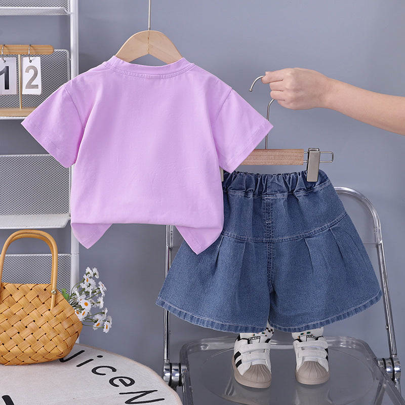 Short sleeved bead three flower top and shorts set