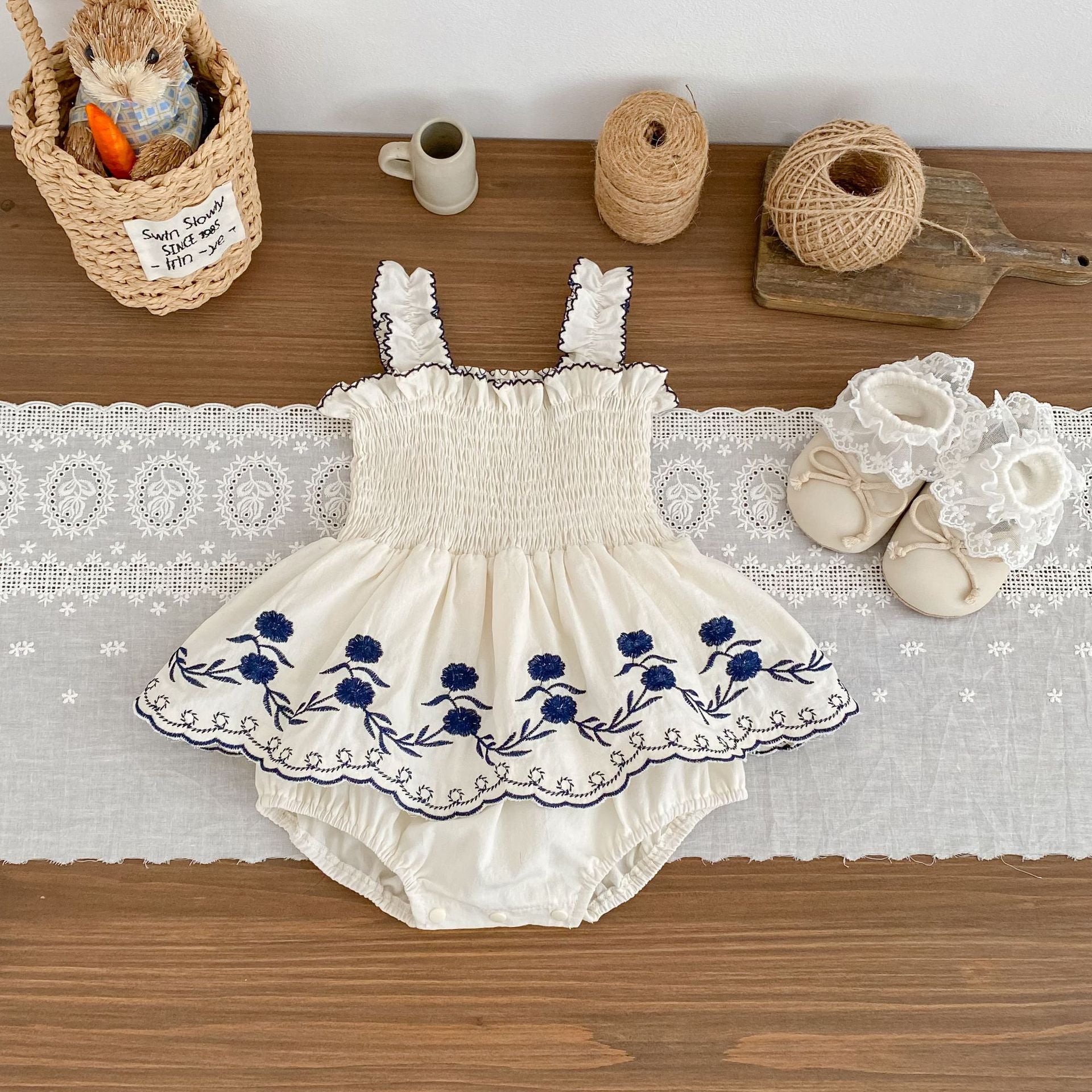 Vintage Floral Embroidered Strap Bodysuit Dress for Baby Girls, Summer Infant Romper Dress for Newborns and 100-Day Celebrations