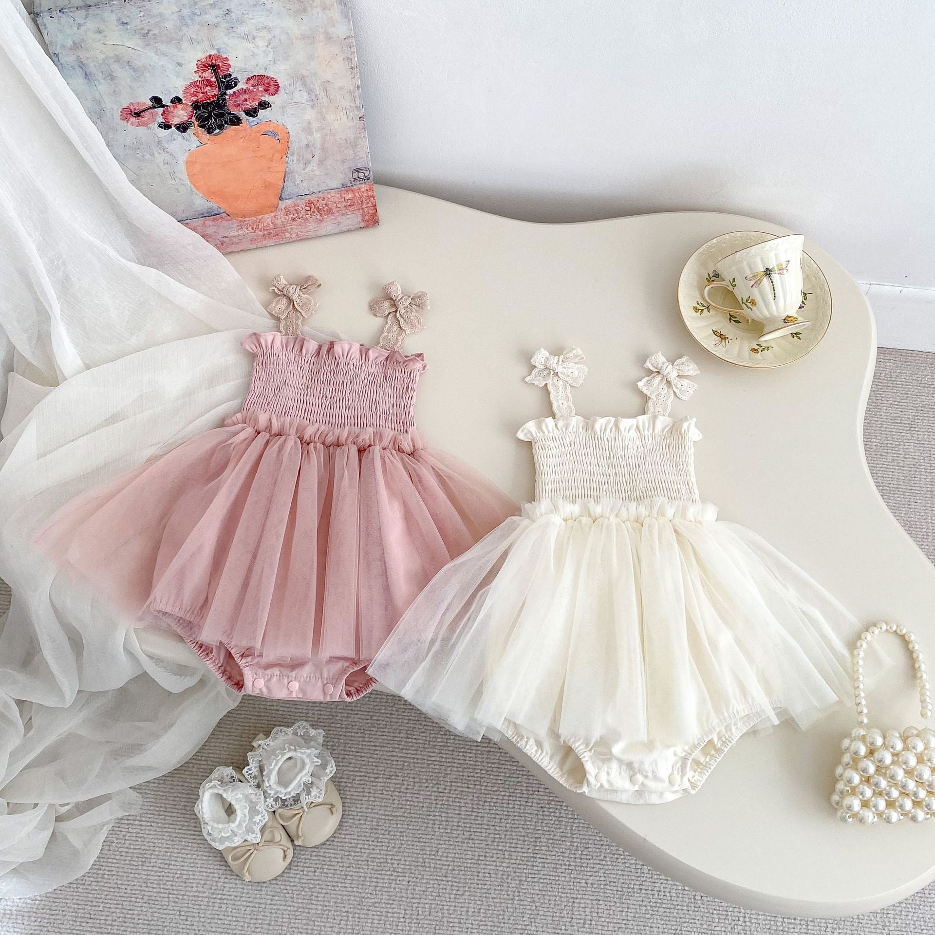 Cute Baby Girl Summer New Butterfly Bow Strap Bodysuit Infant 100-Day Celebration First Birthday Princess Tulle Dress Romper