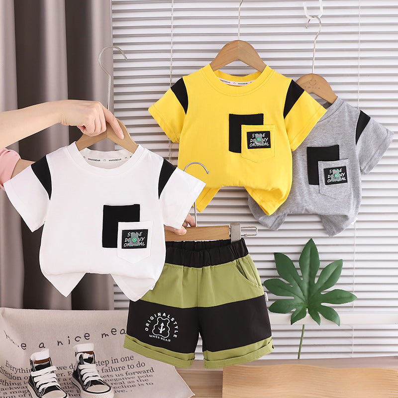 Short sleeved double pocket top and shorts set