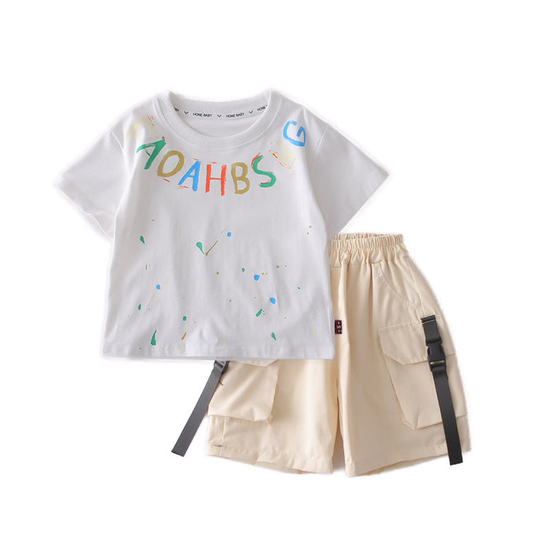 Round neck short sleeved top, pocket shorts set