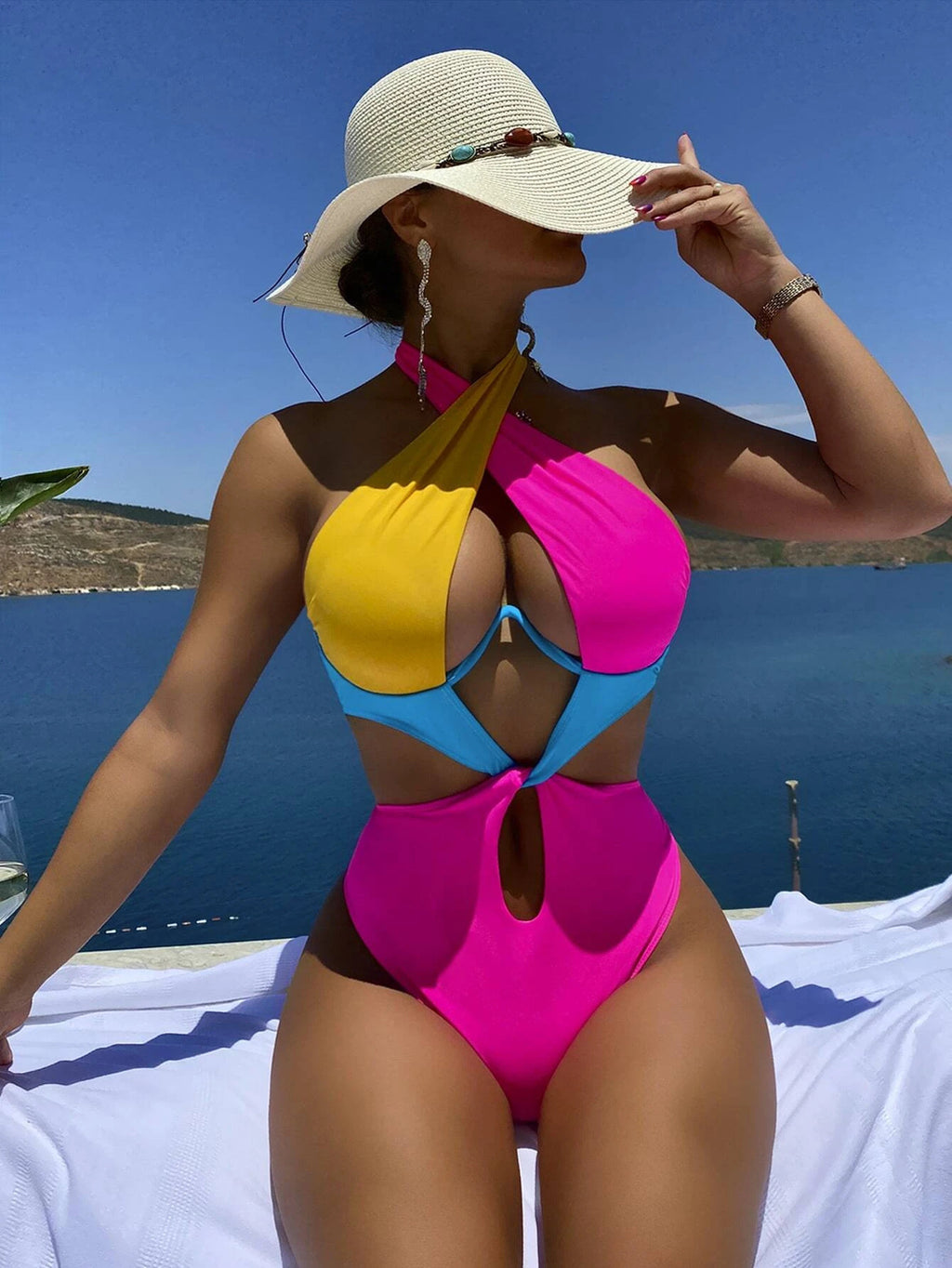 One piece splicing sexy multi-color swimsuit set sexy beach