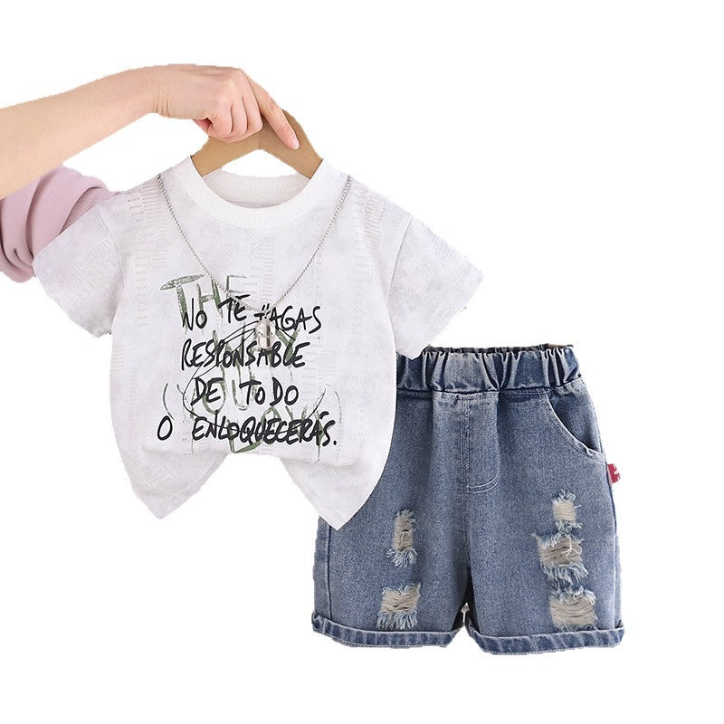 Short sleeved letter top and shorts set