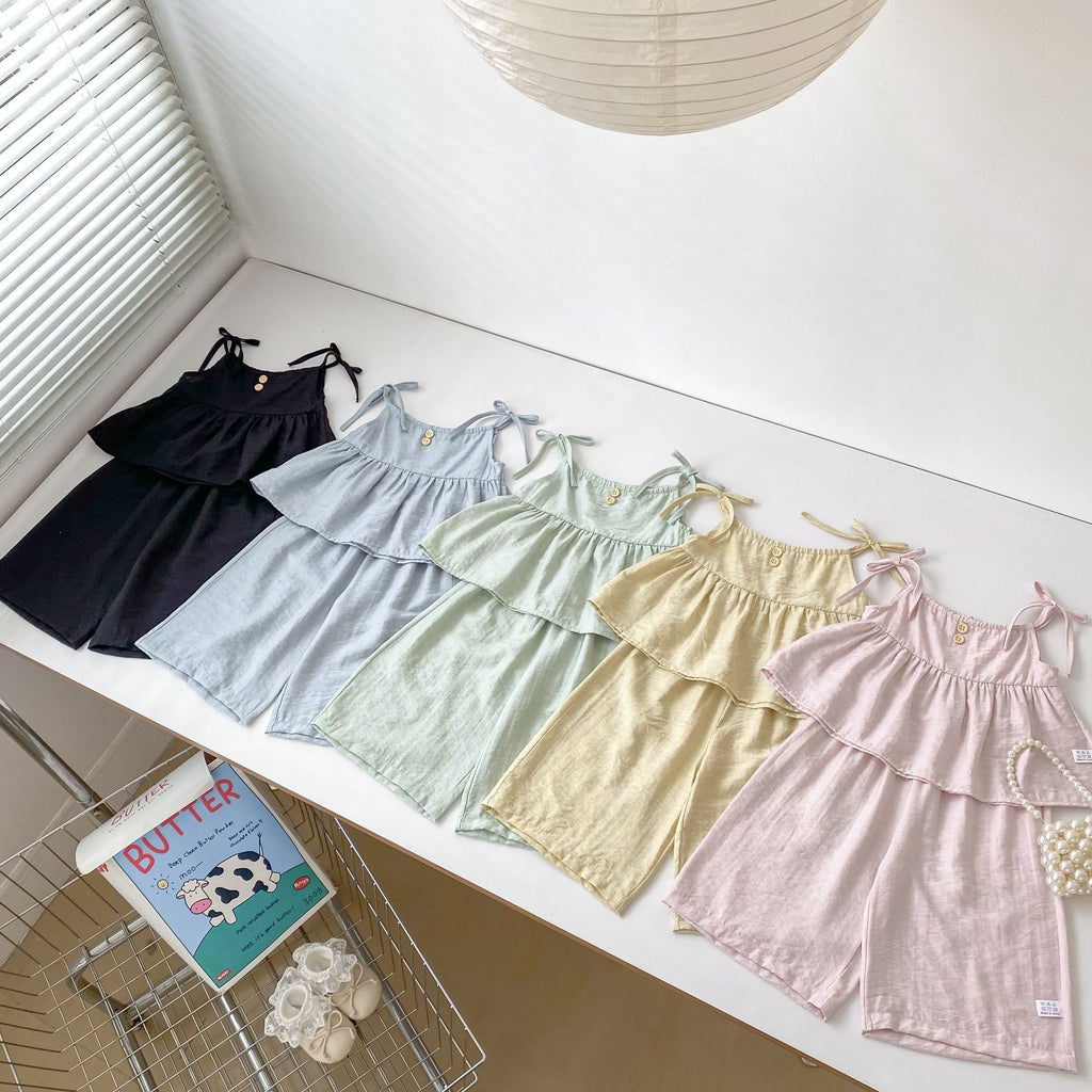 Lightweight and Stylish Two-Piece Set with Sleeveless Top and Loose Pants, Casual Fashion for Kids