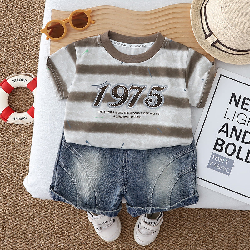 Striped round neck top and shorts set