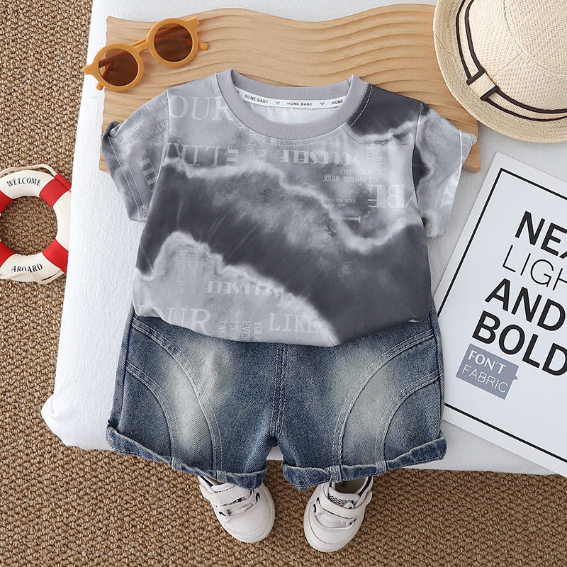 Short sleeved round neck top and shorts set