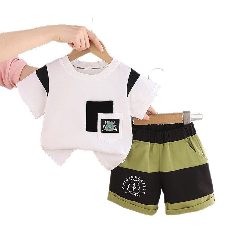 Short sleeved double pocket top and shorts set