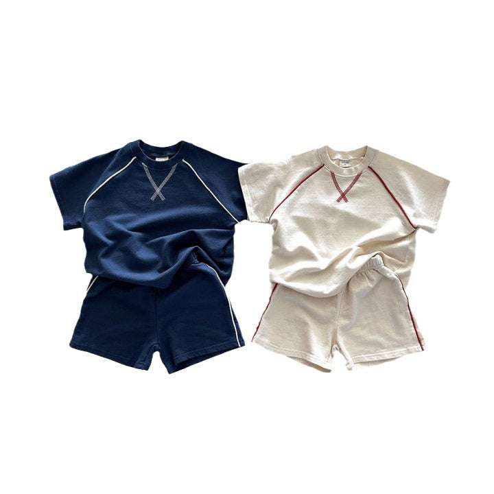 Short sleeved T-shirt shorts sports two-piece set