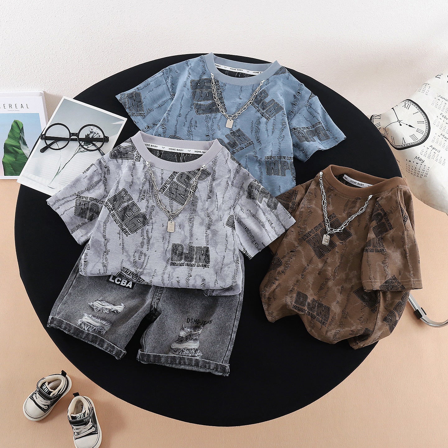 Round neck hanging chain short sleeved top and shorts set