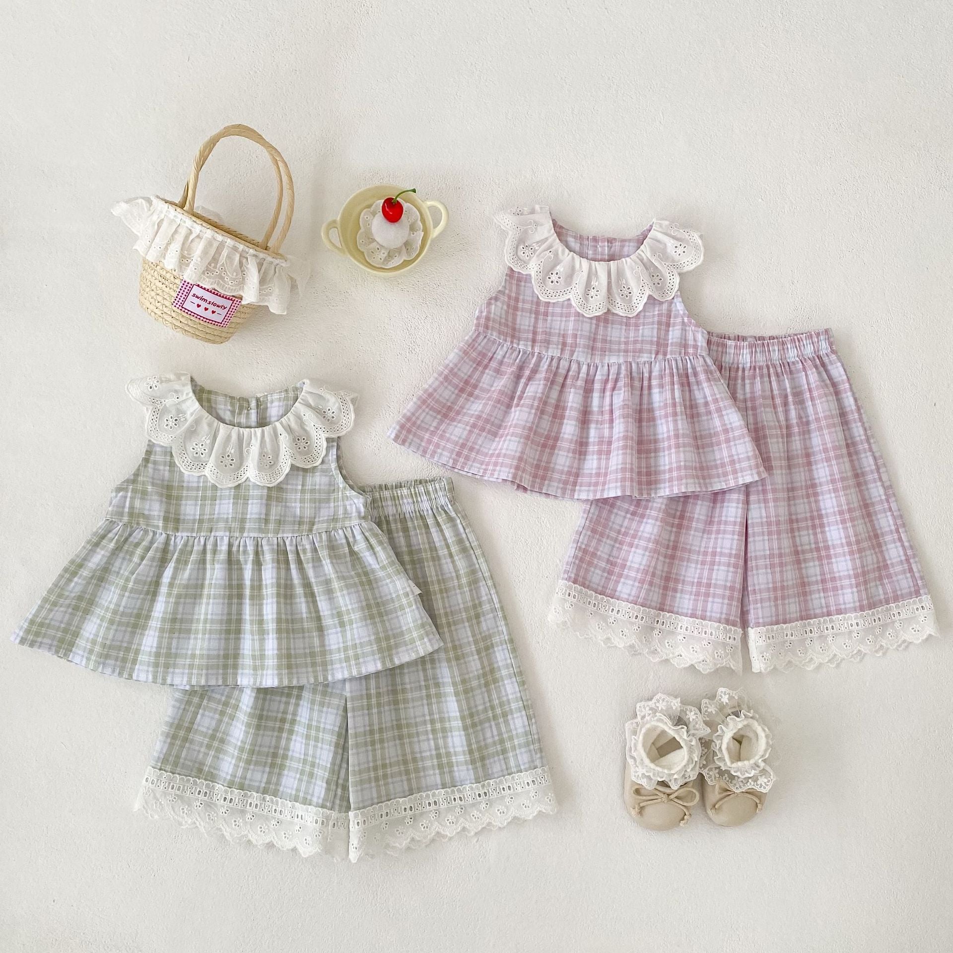 Checkered Ruffled Collar Top with Wide-Leg Pants, Two-Piece Outfit for Toddlers
