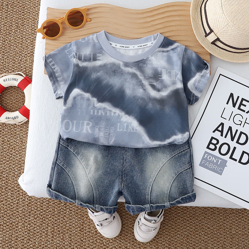Short sleeved round neck top and shorts set