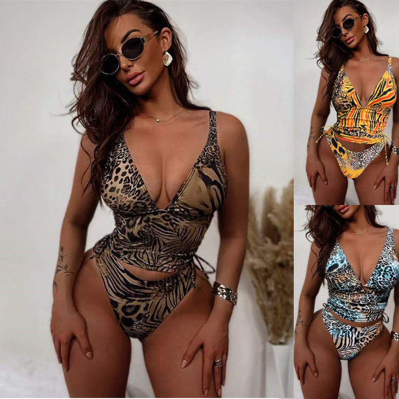 Bikini Women's Two-Piece Swimsuit with Adjustable Straps Digital Print Swimwear